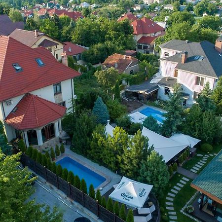 Diplomat Club Hotel تشيسيناو المظهر الخارجي الصورة